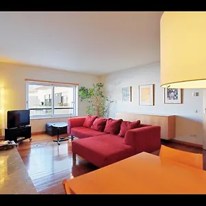  Apartment Comfortable & Contemporary - Expo